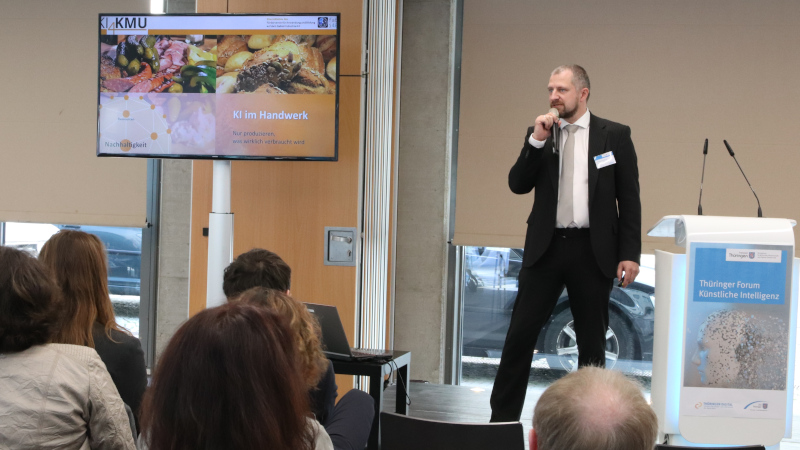 KI-Forum in Erfurt (© Mittelstand 4.0-Kompetenzzentrum Ilmenau) KI Forum Christian
