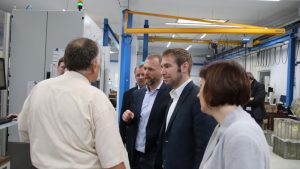 BMWi und DLR zu Gast bei der Modellfabrik Produktionssteuerung (© Mittelstand 4.0-Kompetenzzentrum Ilmenau)
