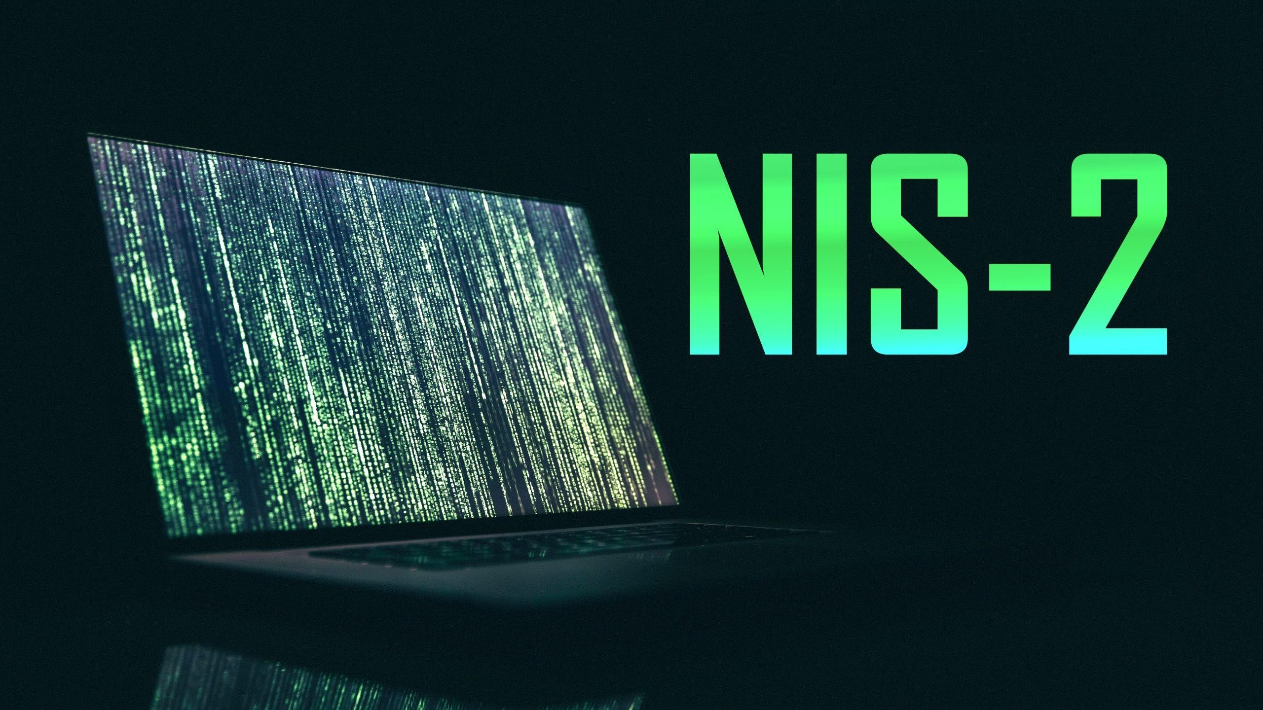 NIS-2 Prüfung Laptop mit durchlaufenden Matrizen