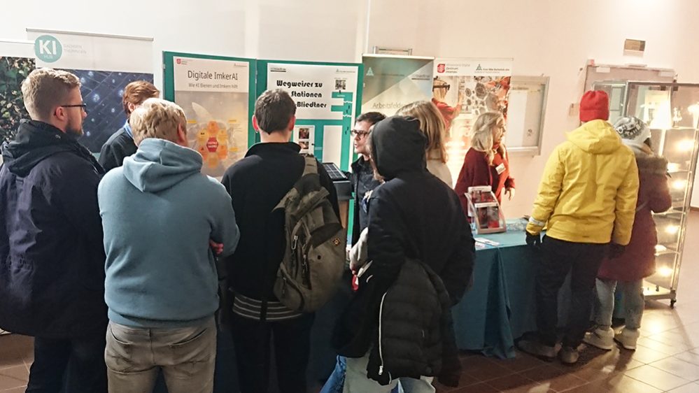 LNDW interessierte Standbesucher Interessierte am Stand