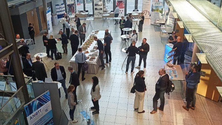 Einblick in das Foyer wo der Maschienbautag stattfand